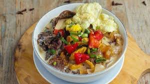 Harganya rp32 ribuan per porsi dengan pilihan isian daging sapi, babat, hingga paru. Aneka Resep Mudah Mengolah Daging Kurban Ada Soto Kikil Hingga Jerohan Sapi Goreng Manis Halaman All Tribun Palu