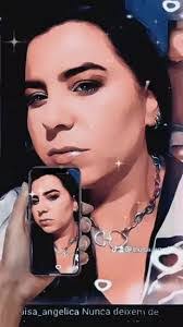 Eloisa Farias's Instagram, Twitter & Facebook