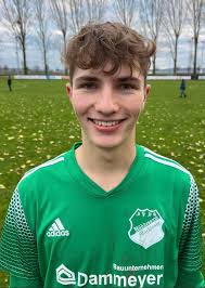 Leon Krause in der Sportnews Elf des Tages Mittelfeld: Leon Krause (Spvgg.  Hüdd.-Machtsum) Der flinke Außenspieler zeigte im Verfolgerduell gegen  Concordia eine richtig gute Leistung. Belohnte sich mit seinem zweiten  Saisontreffer und