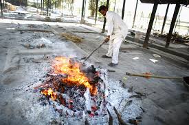 This article details how does the cremation process work. In India Eco Friendly Cremation Is Easy But It S A Tough Sell Parallels Npr