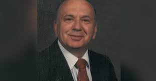 Travis Fellows's Instagram, Twitter & Facebook