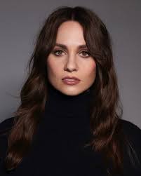 CASTING NEWS: brilliant British actress Tuppence Middleton will be joining  the cast of THE YEARS from 10 March! Experience this entrancing ensemble  piece at the Harold Pinter Theatre until April 2025 💖