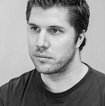 Sommer(fest)-Sterne: v.l.n.r.: Ralf Mohr, Maria Klemt, Michaela Höll, Peter  Piontek, Judith Elbeshauses, Deniz Maschmann, Wolf A. Piontek, unten: Achim  Bernsee Das Team der EISFABRIK freut sich auf viele neugierige Besucher und  wünscht