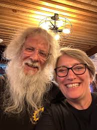 Hicklebees Wednesday night folk singer performance