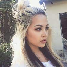 Trend Stalk The Half Up Bun 40 Photos Hairstyle Gurutrend Stalk The Half Up Bun 40 Photos Hairstyle Hair Styles Long Blonde Hair Natural Hair Styles