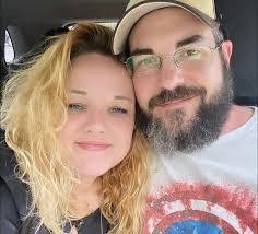 Adam Miracle's Instagram, Twitter & Facebook