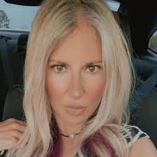 Jacklyn Kay's Instagram, Twitter & Facebook