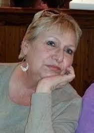 Lisa Bickham's Instagram, Twitter & Facebook