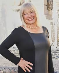 VIDEO: Chef Timothy Doolittle and How He Prepares Bistango's California  Chicken Salad