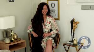 Unusual Award N.3: Girl Model With Record Pubic Hair Phenomena - XNXX.COM