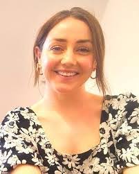 Aine Farrell's Instagram, Twitter & Facebook