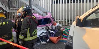 Sobreviviente narra accidente de la línea 12 del metro. Choque Deja Un Muerto Y 5 Heridos Cerca De Metro Villa De Aragon
