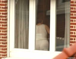 Reife Frau Nackt Am Fenster Pornoseite Fur Reife Frauen