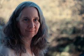 Sandra Schnell, la 'párroca' de San Mateo: "La plena igualdad no es  probable en un futuro inmediato"