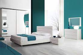 Le camere da letto moderne 2022 a ponte sono una soluzione utile per chi ha una stanza piccola e rettangolare. City Camere Da Letto Moderne Mobili Sparaco