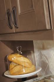 Concave Light Rail Moulding Conceals Lighting Fixtures And Adds Aesthetic Appeal With Its Subtle Routed Indent Omega Cabinetry Cabinet Accessories Light Rail