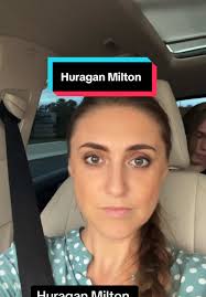 Huragan Milton Hand