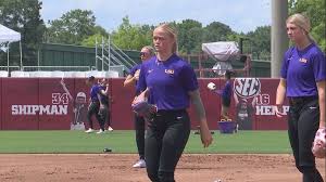 LSU softball preps for NCAA Super Regional opener against Alabama