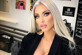 E tunată din cap până în picioare. Loredana Chivu Probleme Grave DupÄƒ Cele Mai Recente OperaÈ›ii Estetice Abia AÈ™tept SÄƒ VÄƒ ArÄƒt Rezultatele Tacataca Ro