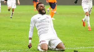 Fenerbahçe bu sezon gol yollarında sıkıntı çekmemek için garanti bir forvet arıyor. Fenerbahce Hatayspor Ile Aaron Boupendza Transferi Icin Istanbul Da Gorustu Son Dakika Spor