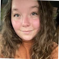 Alexandra Jain's Instagram, Twitter & Facebook