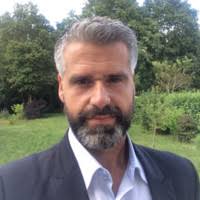 César Léal Email & Phone Number