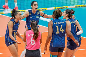Tietada pelas rivais, Gabi se emociona ao falar de legado: “Já estive no lugar delas”