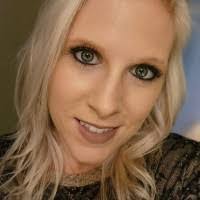 Nicole Dubbs's Instagram, Twitter & Facebook