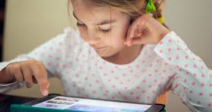 There are esl videos on telling the time, days of the week, pets, zoo communication objectives: The 10 Best Educational Youtube Channels For Kids Learning Liftoff