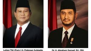 Foto yang digunakan oleh para penyebar isu terindikasi diambil dari laman situs berita detik.com tertanggal 23 oktober 2014, yang memberitakan bahwa pedagang mengedit dan mencetak sendiri foto presiden dan wakil presiden negara republik indonesia untuk memenuhi permintaan masyarakat Petisi Agar Semua Pimpinan Partai Politik Lolos Parlemen Mencalonkan Prabowo Abraham Samad Sebagai Presiden Dan Wakil Presiden Republik Indonesia 2014 2019 Change Org