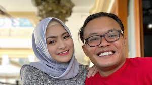 Tangkapan layar video syur 20 detik itu diunggah oleh dj butterfly pada akun instagram storynya sembari menandai istri sule, yakni nathalie holscher. Nathalie Holscher Merasa Cintanya Pada Sule Tak Ada Feedback Showbiz Liputan6 Com