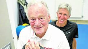 Mit 90 täglich eine Stunde Gymnastik