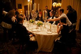 They capture the style of the downton homes but with a few modern twists. Downton Abbey On Twitter It Took A Lot Of Work To Perfect The Downton Abbey Dinner Table Behindthescenes Season3