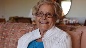 To help nursing shortage, former nurse sets up $250,000 scholarship at FAU