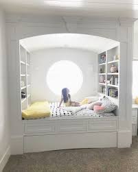 Cocuk Odanizi Yeniden Tasarlamaya Ne Dersiniz Girl Bedroom Designs Girl Room Awesome Bedrooms
