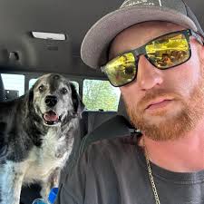 I'd like to inform any sub- contractors ,contractors etc ... Homeowners are  always worried about a contractor taking advantage or being ripped off.That  street runs 2 ways and it happened to us