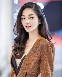 'กวาง เดอะเฟซ'สวยขาวใส ในชุดบิกินีสีฟ้า สยามรัฐ อัพเดต 30 มิ.ย. Fkjgw9pabxyfxm