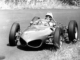 The chassis was designed by james allison, simone resta and dirk de beer with mattia binotto leading the powertrain design. The Legend Ferrari 156 F1 Sharknose Viaretro