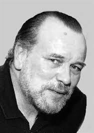 Maggie Swain's Instagram, Twitter & Facebook