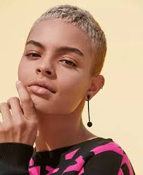 Letitia Hicks (elevationmoments)