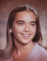 Lois Mccarthy's Instagram, Twitter & Facebook