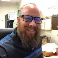 Lou Arellano's Instagram, Twitter & Facebook