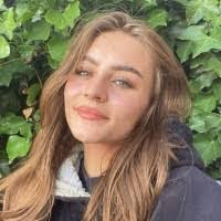 Jade Stevenson's Instagram, Twitter & Facebook