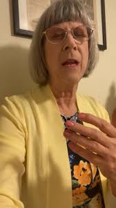 Author Karen Wingate fez uma...