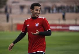 Back then, he was still playing for the juvenil a team in barcelona and i was impressed by the maturity of that boy who, even in puberty, was more clear about. World Cup 2014 News Spain Midfielder Thiago Alcantara Ruled Out Of Summer Tournament With Knee Injury
