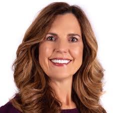 Mary Mills's Instagram, Twitter & Facebook