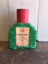 Pinata De Botella De Buchanans Novocom Top