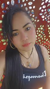 Daisy Dias's Instagram, Twitter & Facebook