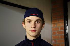 William eklund missade ju jvm pga covid. Hockey Med Marie Hallman William Eklund Man Far Jobba Med Huvudet Hela Tiden