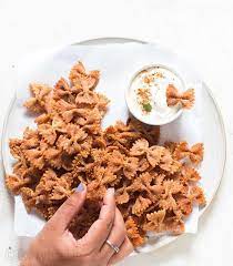 Here S How To Make Those Tiktok Pasta Chips Vegan The Beet Recipe In 2021 Pasta Chips Yummy Pasta Recipes Healthy Appetizer Recipes